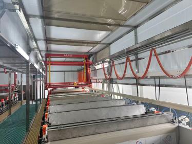 全自動(dòng)龍門式陽極氧化線